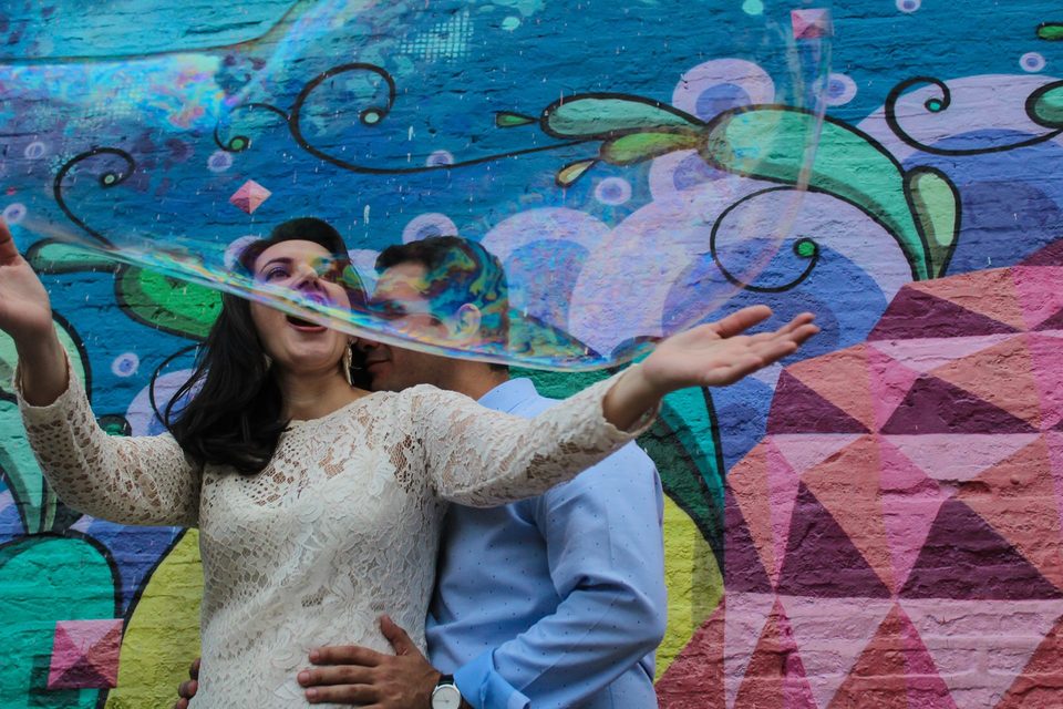 Fotos do Noivado da Maina e do João na Vila Madalena e no Beco do Batman São Paulo Fotos do Noivado da Maina e do João na Vila Madalena e no Beco do Batman São Paulo